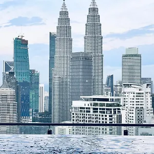  Apartment The Luxe Colony Klcc By Infinitum Ma­lay­sia