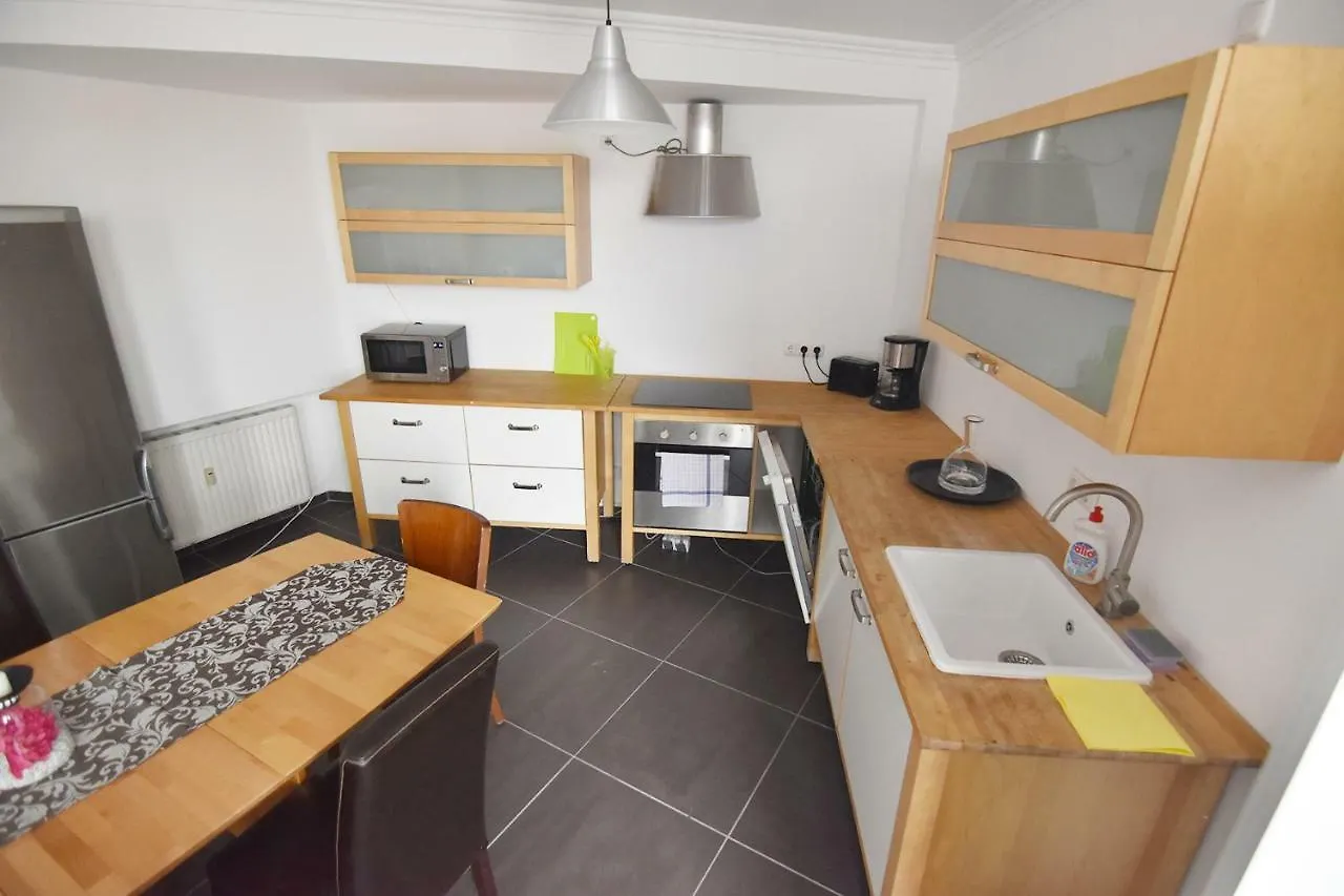 Penthouse Apartment mit Rundumterrasse Köln